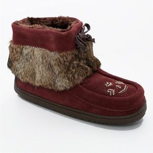 Manitobah Mukluks Justine Woods Keewatin Mukluk Very gentle used condition